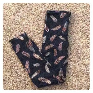 Old navy blue with feathers leggings